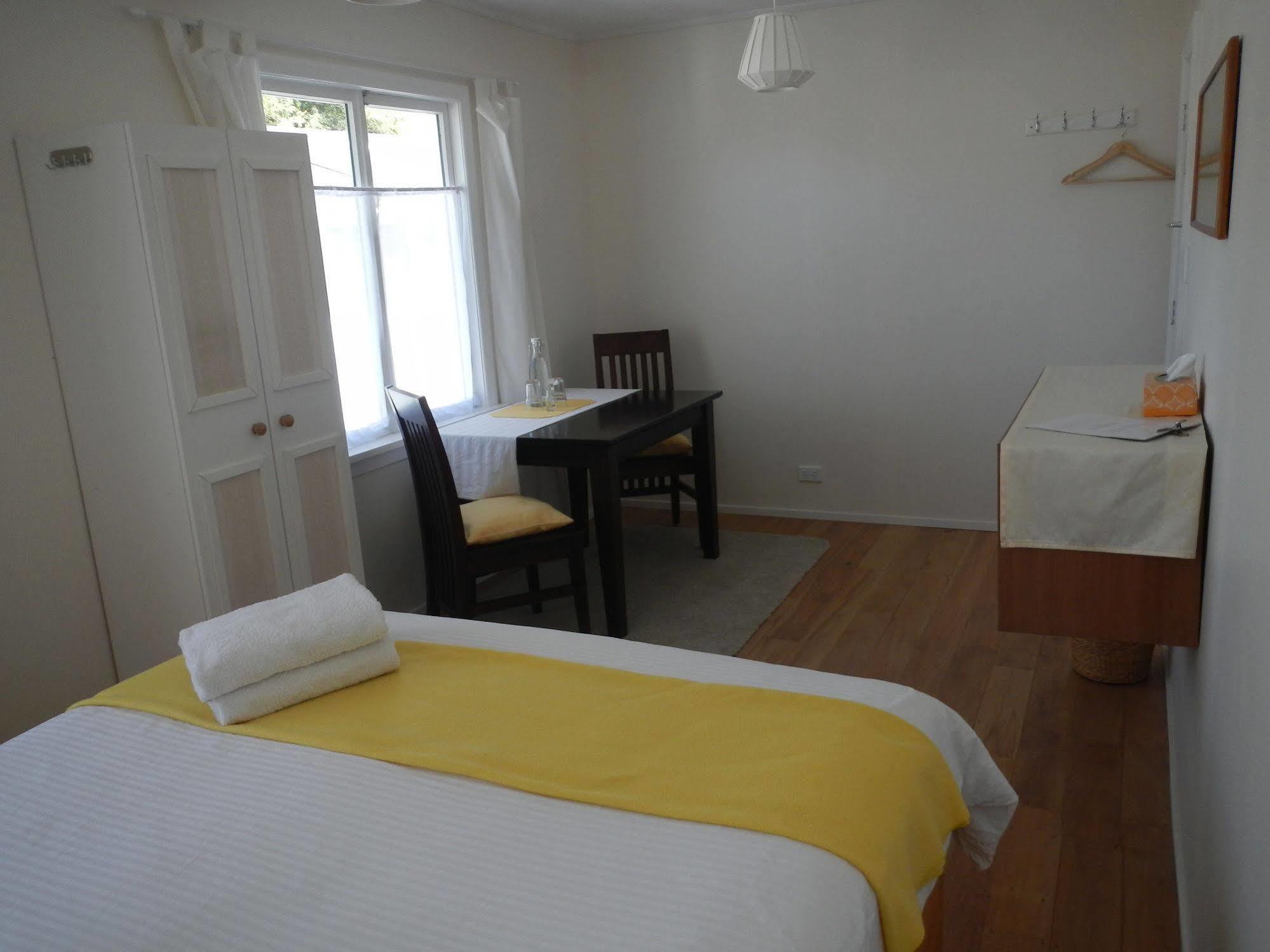 The Beach House - Nelson Luaran gambar